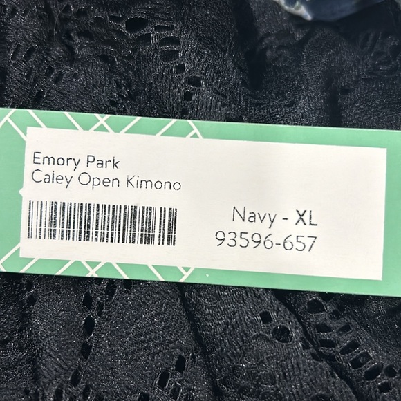 Emory Park open kimono. Size XL - Picture 2 of 2